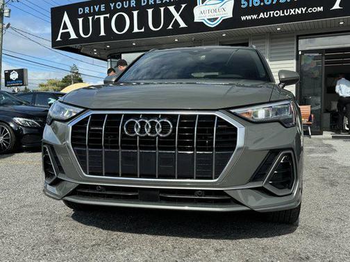 2021 Audi Q3 45 S line Premium