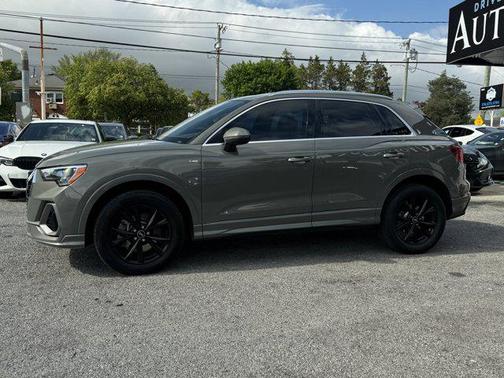 2021 Audi Q3 45 S line Premium