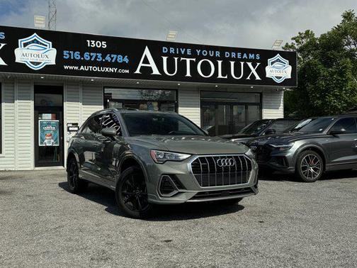 2021 Audi Q3 45 S line Premium