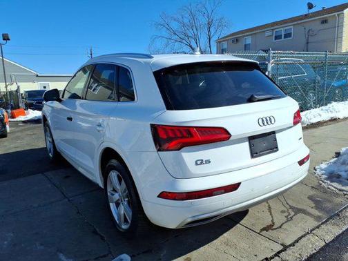 2019 Audi Q5 2.0T Premium Plus