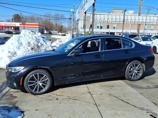 2021 BMW 330e xDrive