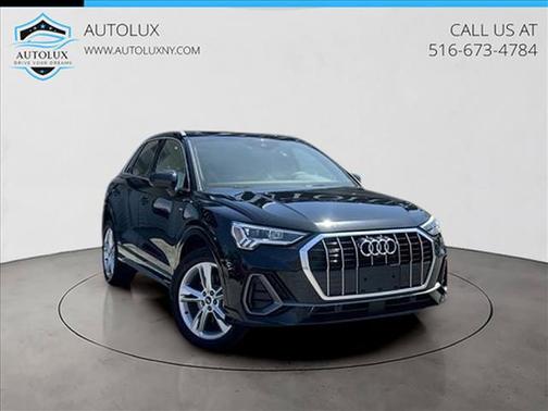 2022 Audi Q3 45 S line Premium Plus