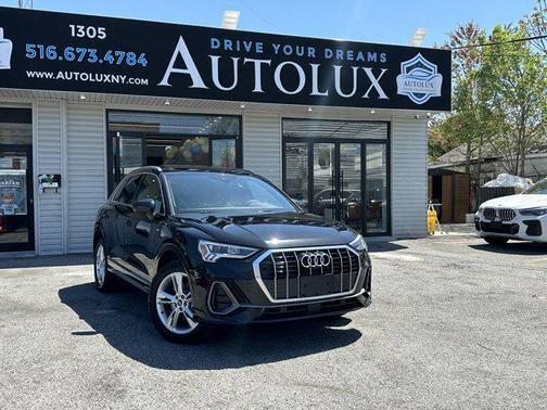 2022 Audi Q3 45 S line Premium Plus