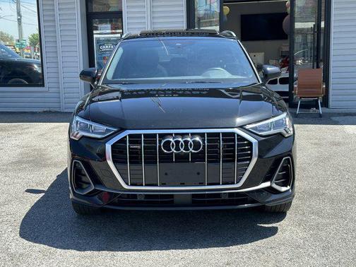 2022 Audi Q3 45 S line Premium Plus