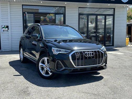 2022 Audi Q3 45 S line Premium Plus