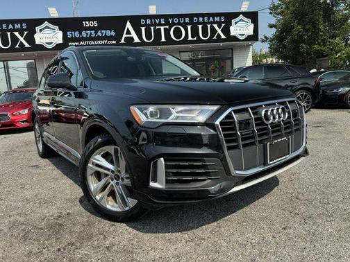 2022 Audi Q7 55 Premium Plus