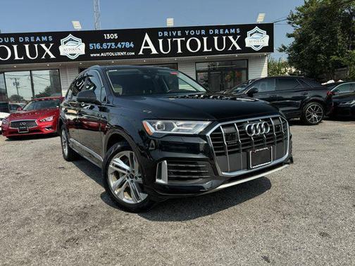 2022 Audi Q7 55 Premium Plus