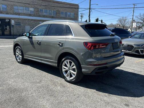 2023 Audi Q3 Premium 45 TFSI S line quattro Tiptronic