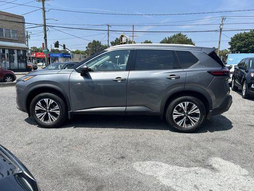 2021 Nissan Rogue SV