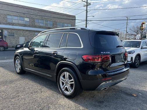2021 Mercedes-Benz GLB 250 4MATIC
