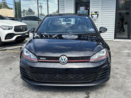 2015 Volkswagen Golf GTI 2.0T SE 4-Door