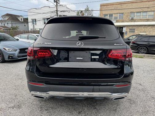 2021 Mercedes-Benz GLC 300 4MATIC