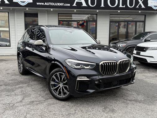 2021 BMW X5 M50i