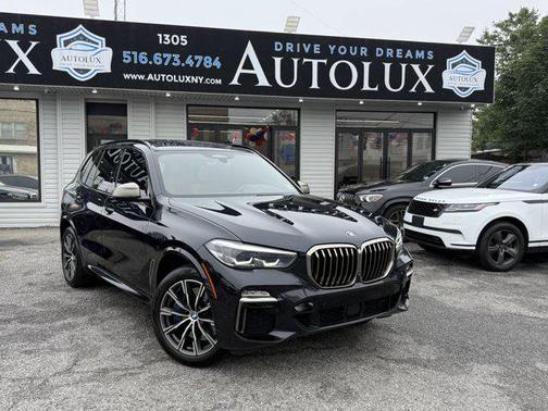 2021 BMW X5 M50i