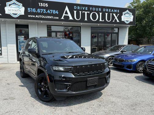 2023 Jeep Grand Cherokee Altitude