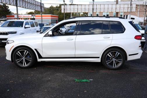 2022 BMW X7 xDrive40i