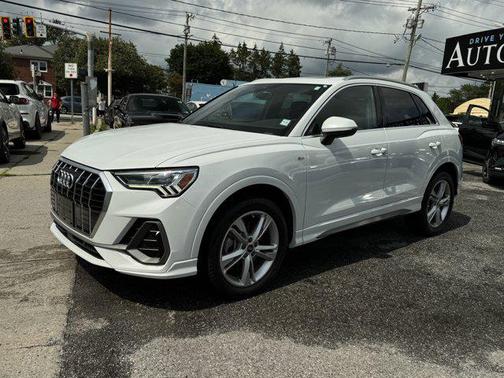 2022 Audi Q3 45 S line Premium Plus