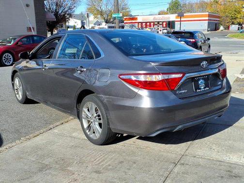 2015 Toyota Camry SE