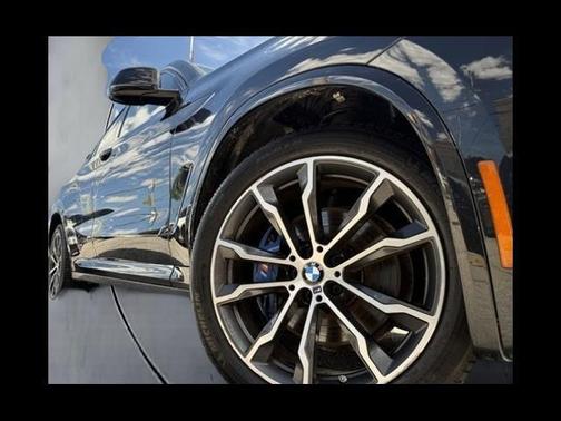 2023 BMW X4 xDrive30i