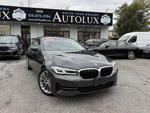 2022 BMW 530 i xDrive