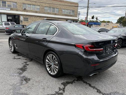 2022 BMW 530 i xDrive