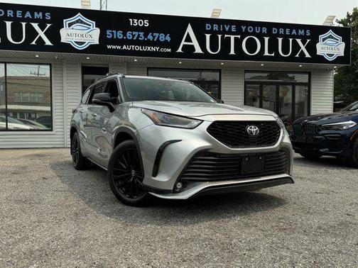 2023 Toyota Highlander XSE