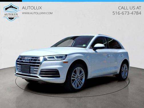 Ibis White 2020 Audi Q5 45 Premium Plus