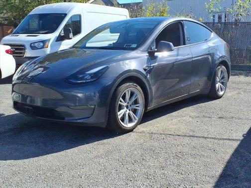 2023 Tesla Model Y Long Range Dual Motor All-Wheel Drive