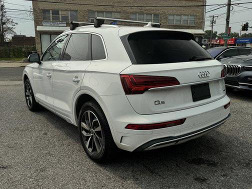 2021 Audi Q5 45 Premium Plus