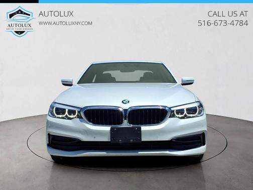 Mineral White Metallic 2019 BMW 530 530i