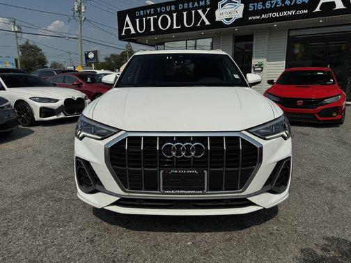 2024 Audi Q3 Premium 45 TFSI S line quattro Tiptronic