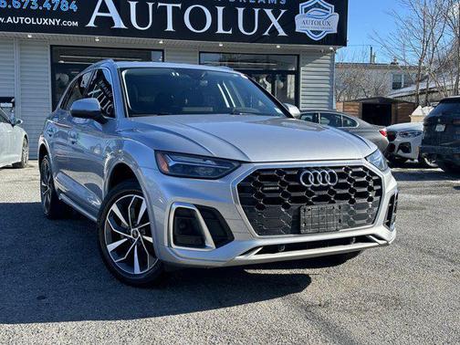2023 Audi Q5 45 S line Premium