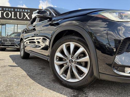 2022 INFINITI QX50 LUXE AWD