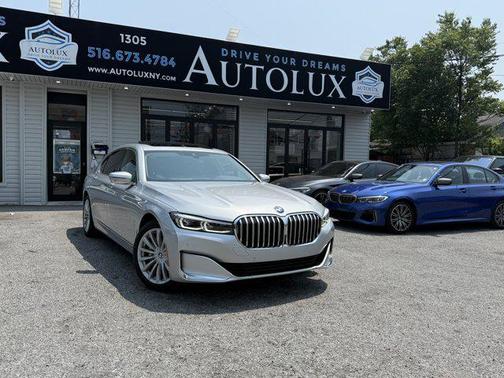 2020 BMW 740 740i