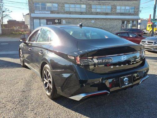 2025 Hyundai SONATA SEL