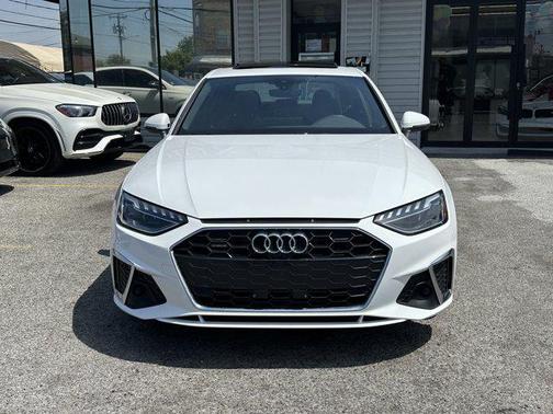 2024 Audi A4 45 S line Premium Plus
