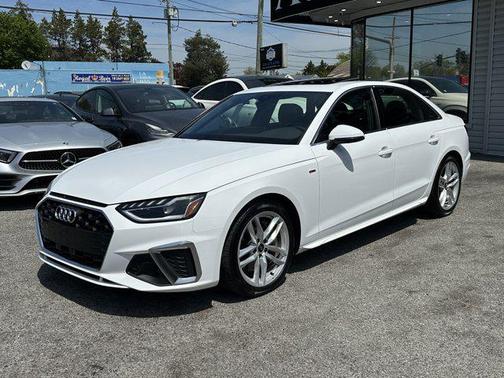 2024 Audi A4 45 S line Premium Plus