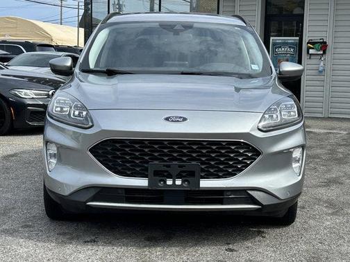 2021 Ford Escape Titanium