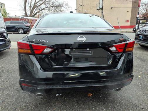 2023 Nissan Altima SR FWD