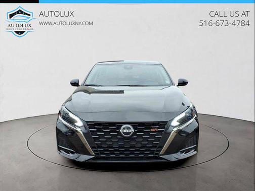 2023 Nissan Altima SR FWD