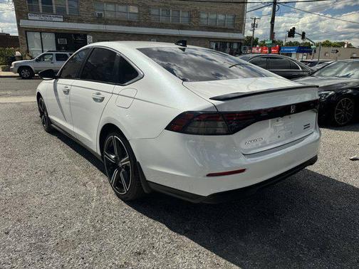 2023 Honda Accord Hybrid Base