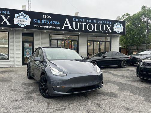 2023 Tesla Model Y Long Range Dual Motor All-Wheel Drive