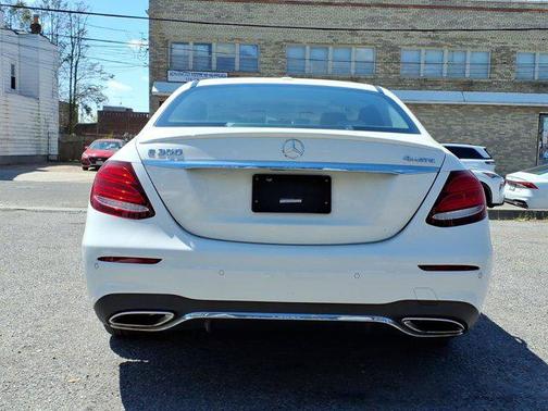 Polar White 2019 Mercedes-Benz E-Class 4MATIC