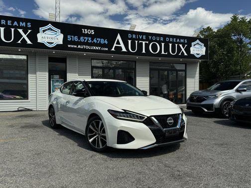 2023 Nissan Maxima SV Xtronic CVT