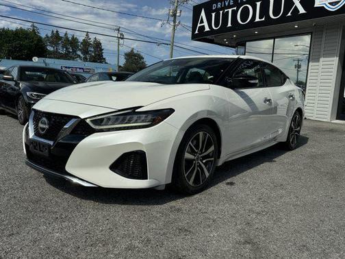 2023 Nissan Maxima SV Xtronic CVT