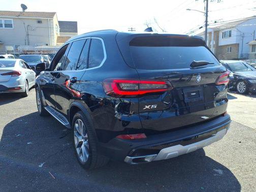 2023 BMW X5 PHEV xDrive45e