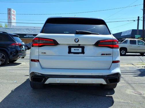 Alpine White 2021 BMW X5 M50i