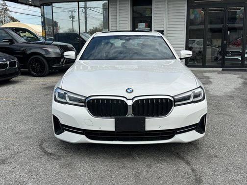 2022 BMW 530 i xDrive