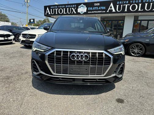 2023 Audi Q3 Premium 45 TFSI S line quattro Tiptronic