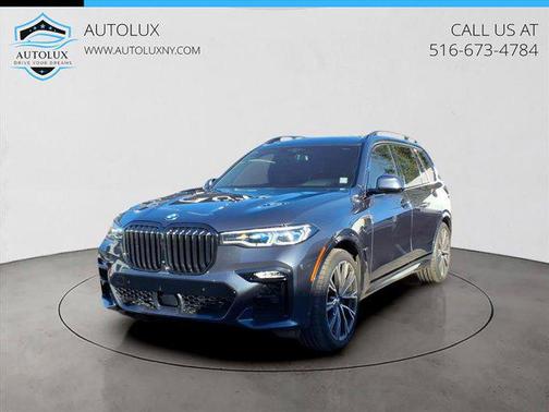 2021 BMW X7 M50i